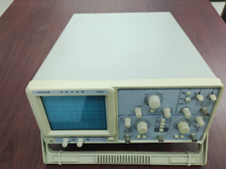 LM4320D型数码开关双踪示波器